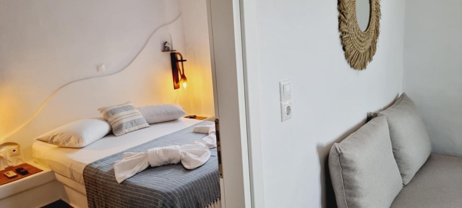Syros Apartments Suites Chryssonisos Kini Luaran gambar